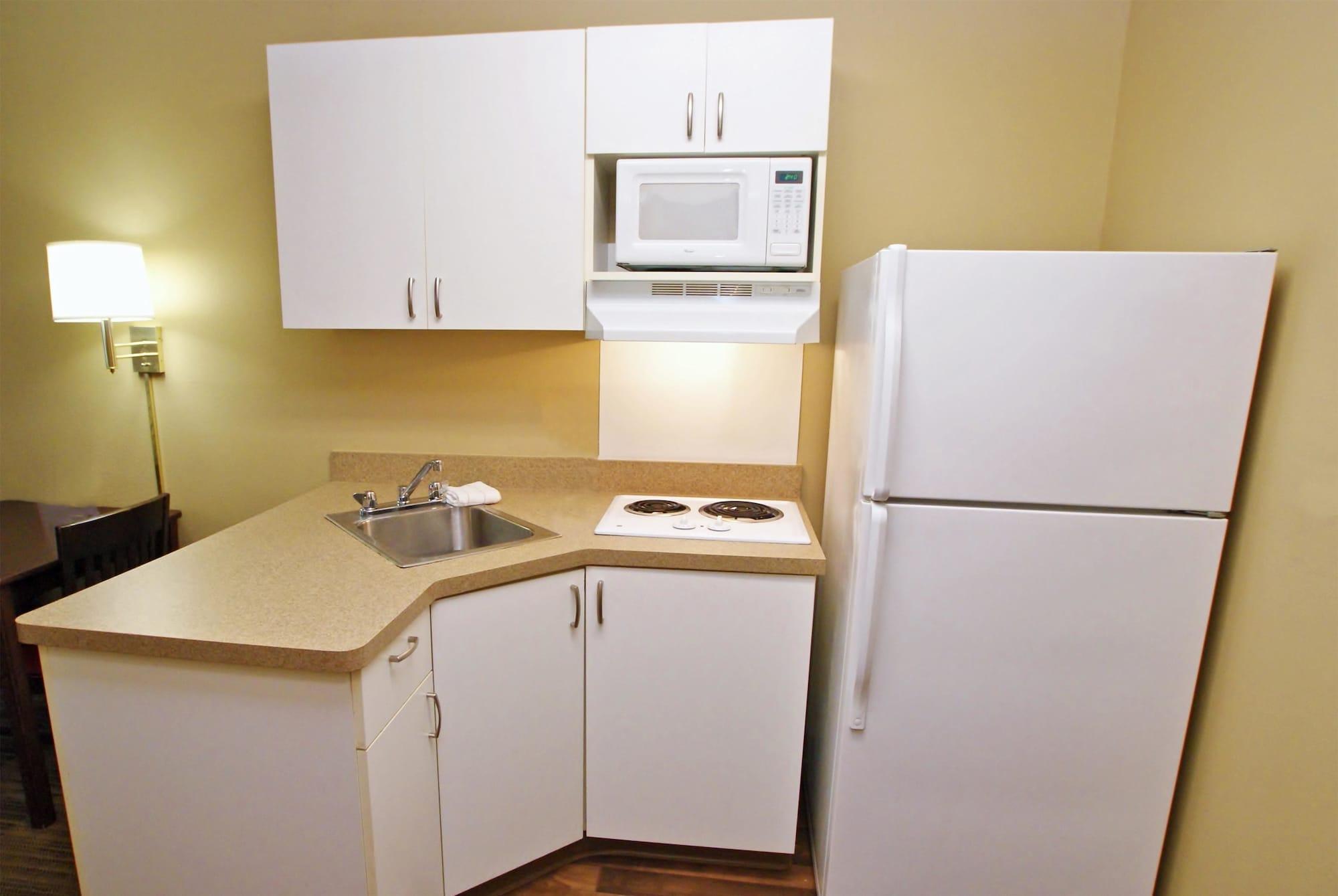 Extended Stay America Suites - Rockford - I-90 Экстерьер фото