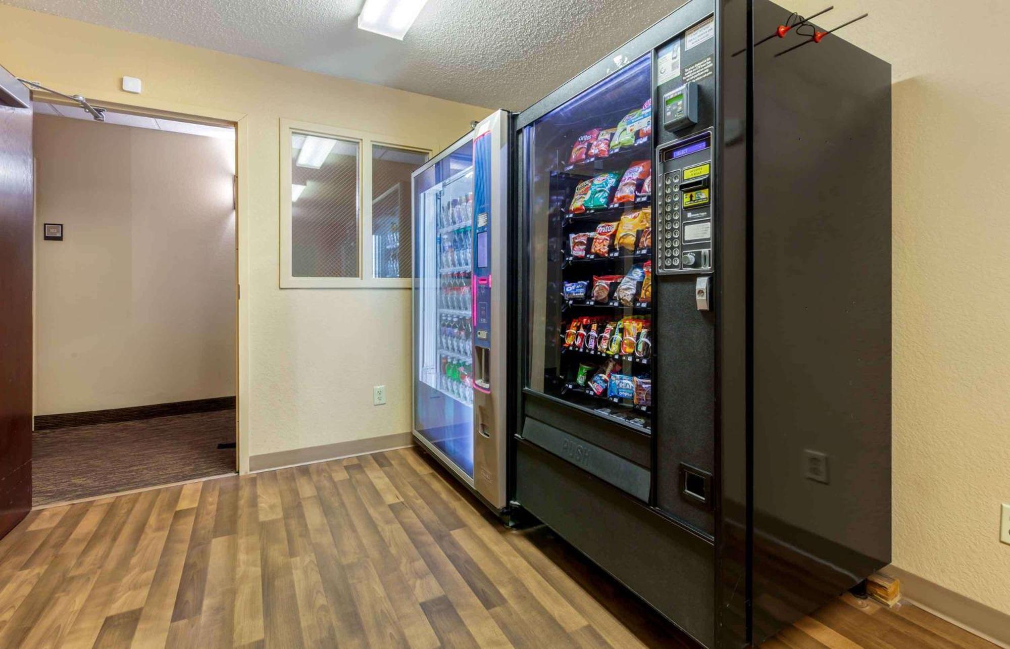 Extended Stay America Suites - Rockford - I-90 Экстерьер фото