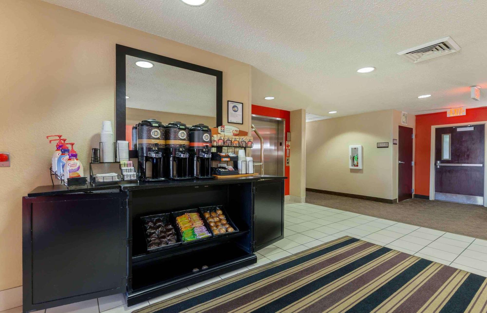 Extended Stay America Suites - Rockford - I-90 Экстерьер фото