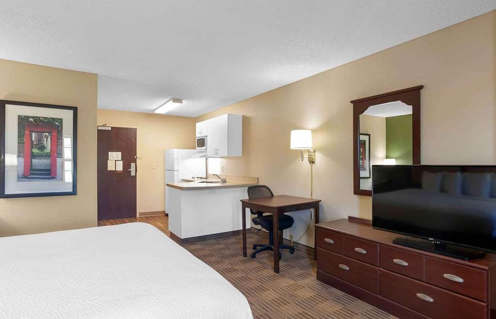 Extended Stay America Suites - Rockford - I-90 Номер фото